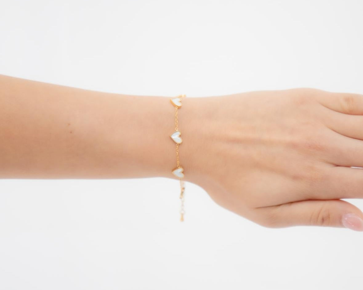 Shelly Bracelet
