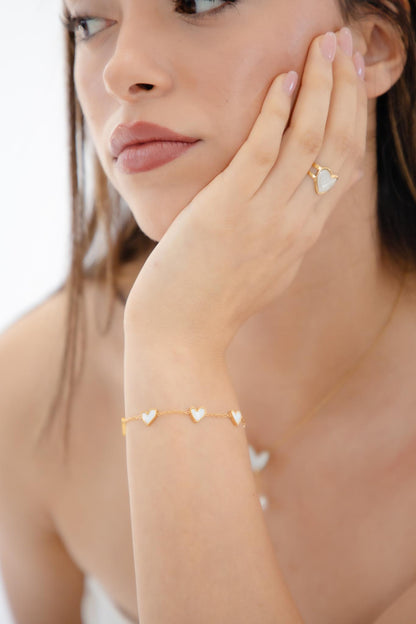 Shelly Bracelet