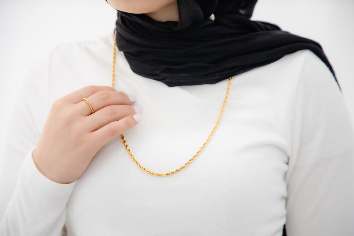 Thick Twisted Luv Necklace - Gold