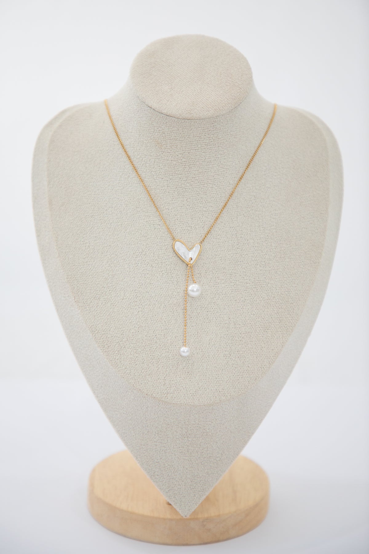Shelly Necklace