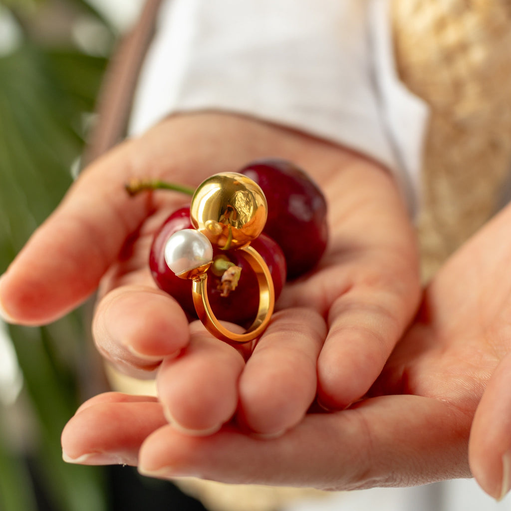 Gold Pearla ring