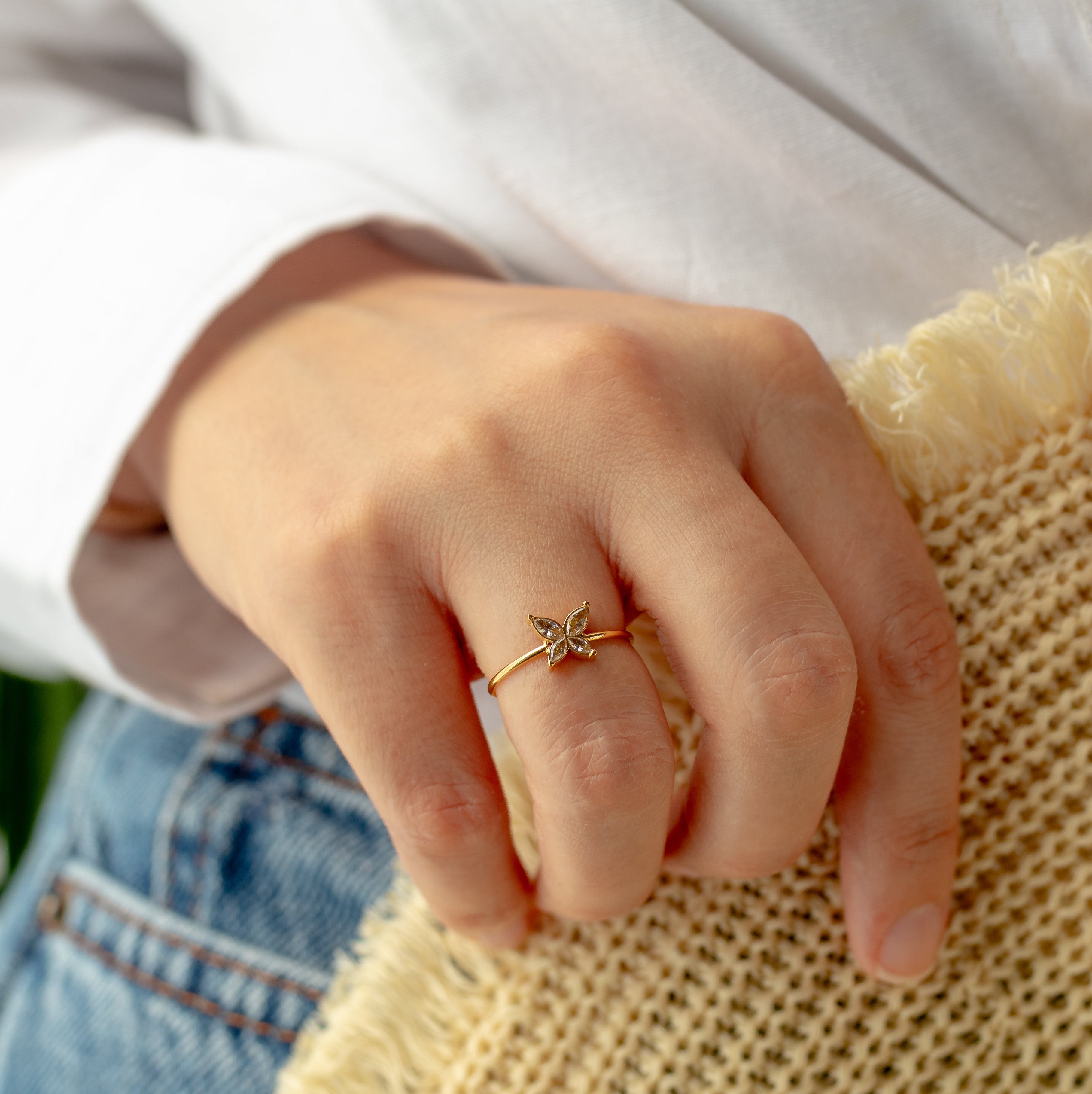 Papillon Gold Ring