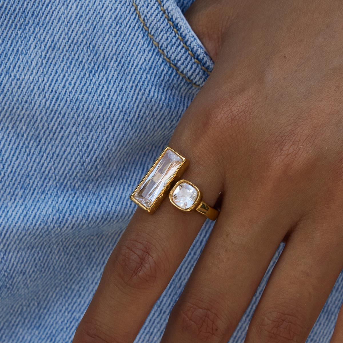 Oasis Ring