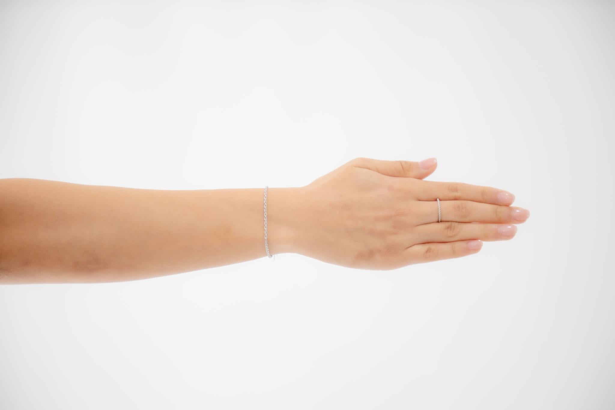 Thin Twisted Luv Bracelet - Silver