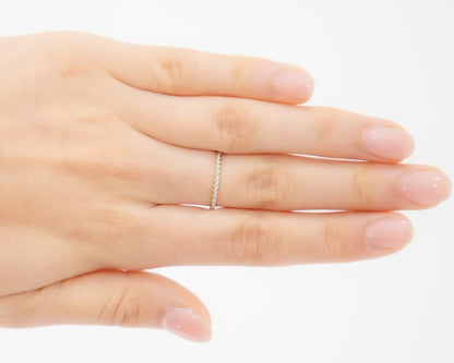Thin Twisted Luv Ring- Silver